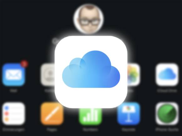 iCloud ist nicht einfach nur ein Dienst, sondern ein essenzieller Bestandteil des Apple-Systems Vor einem unscharfen Hintergrund mit Symbolen steht das Symbol für Apples iCloud